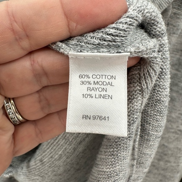 PURE JILL Linen blend V neck woman quiet luxury soft classic grey tunic.  SMALL - Picture 9 of 14